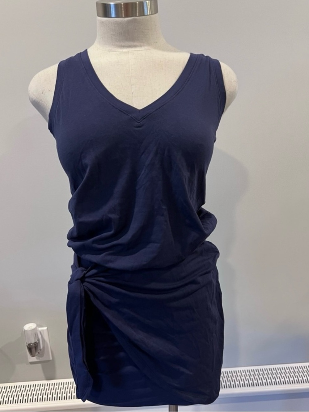 VENUS Navy Sleeveless V-Neck Knot-Detail Mini Dress